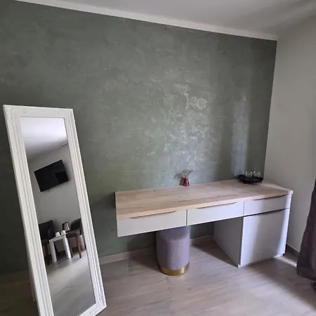 Bed & Breakfast H&h - Adults Only 3*