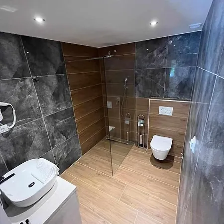 H&h - Adults Only Отель типа 